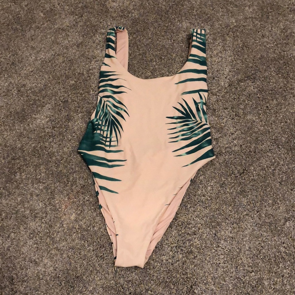 One piece swimsuit